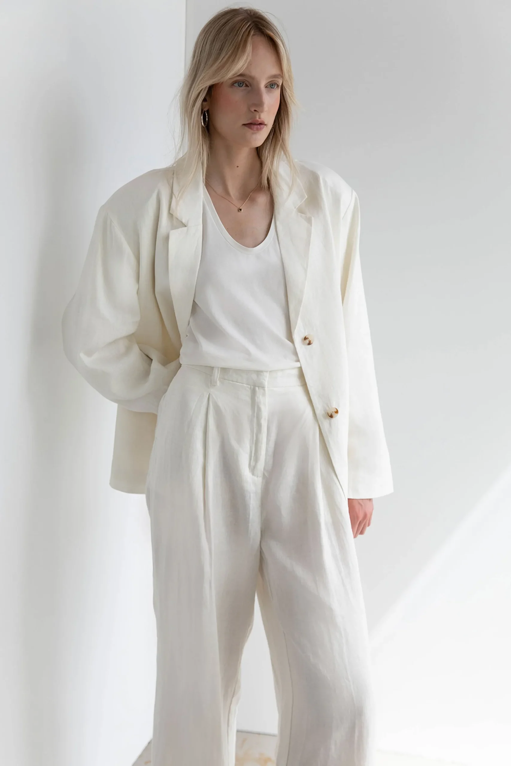 100% LINEN RELAXED FIT BLAZER