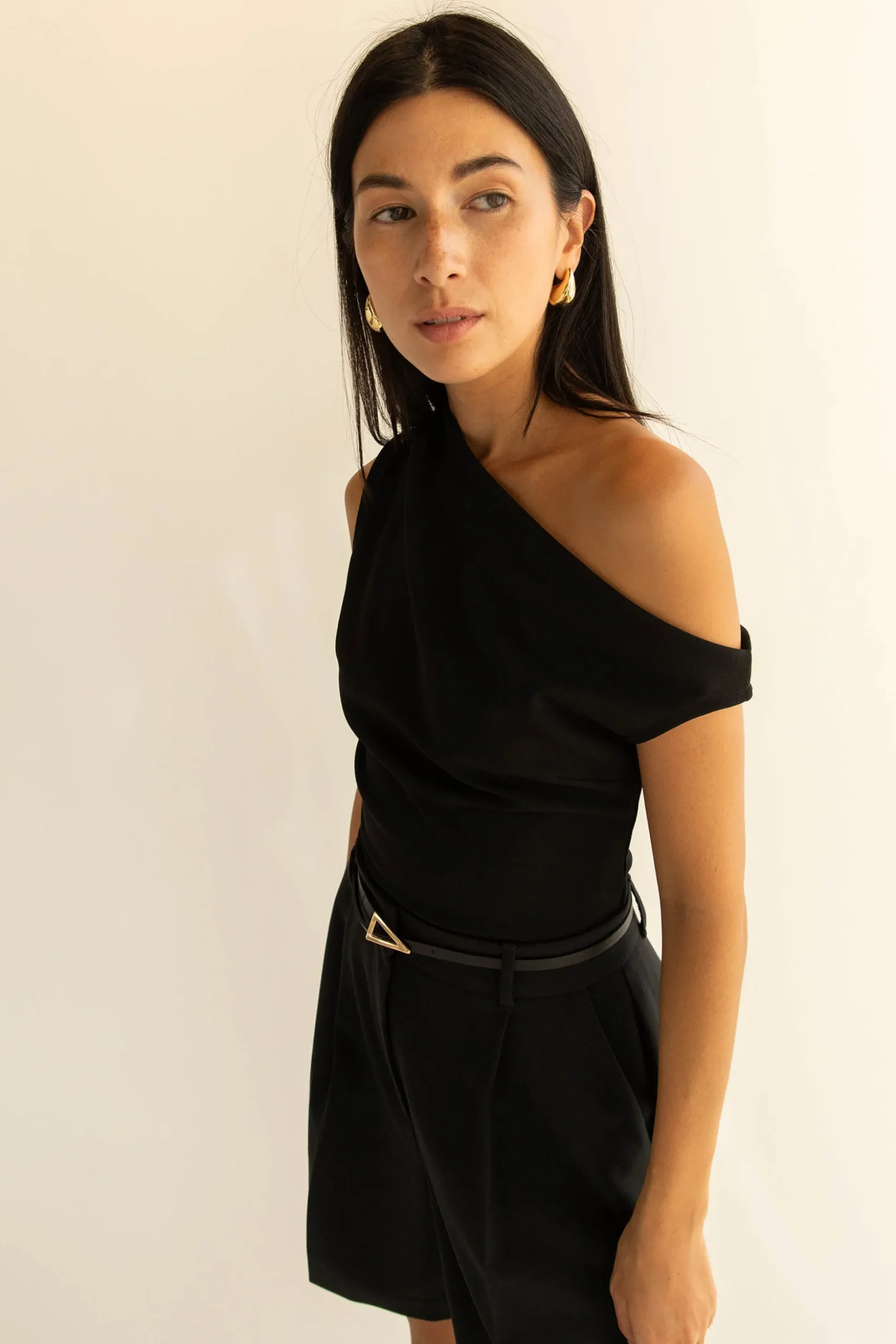ASYMMETRIC OFF THE SHOULDER TANK