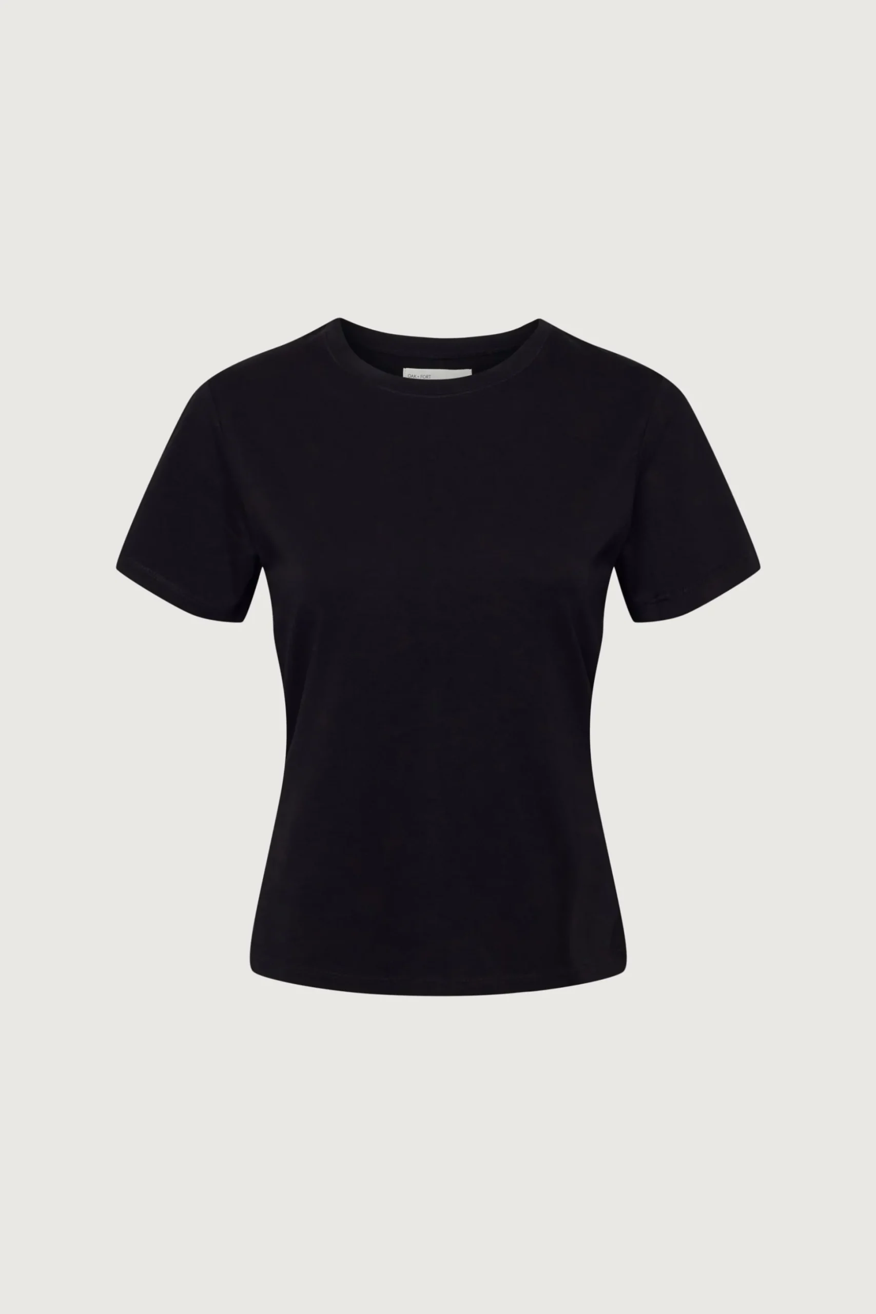 BASIC CREWNECK T-SHIRT
