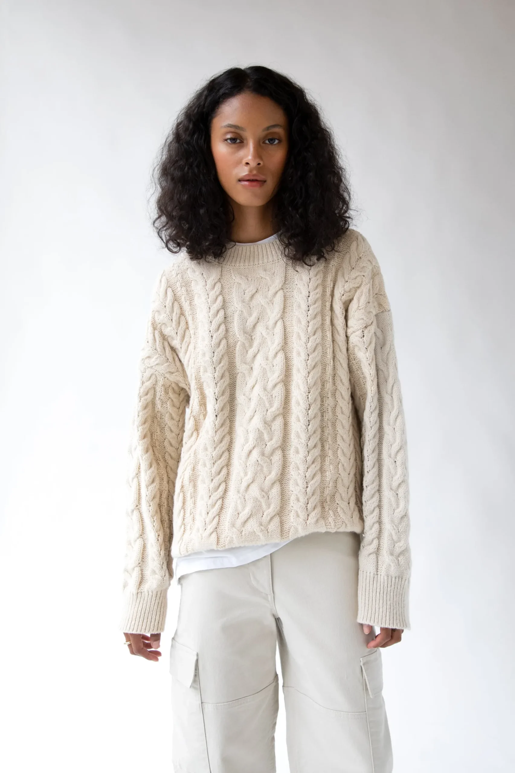 CABLE KNIT CREWNECK SWEATER