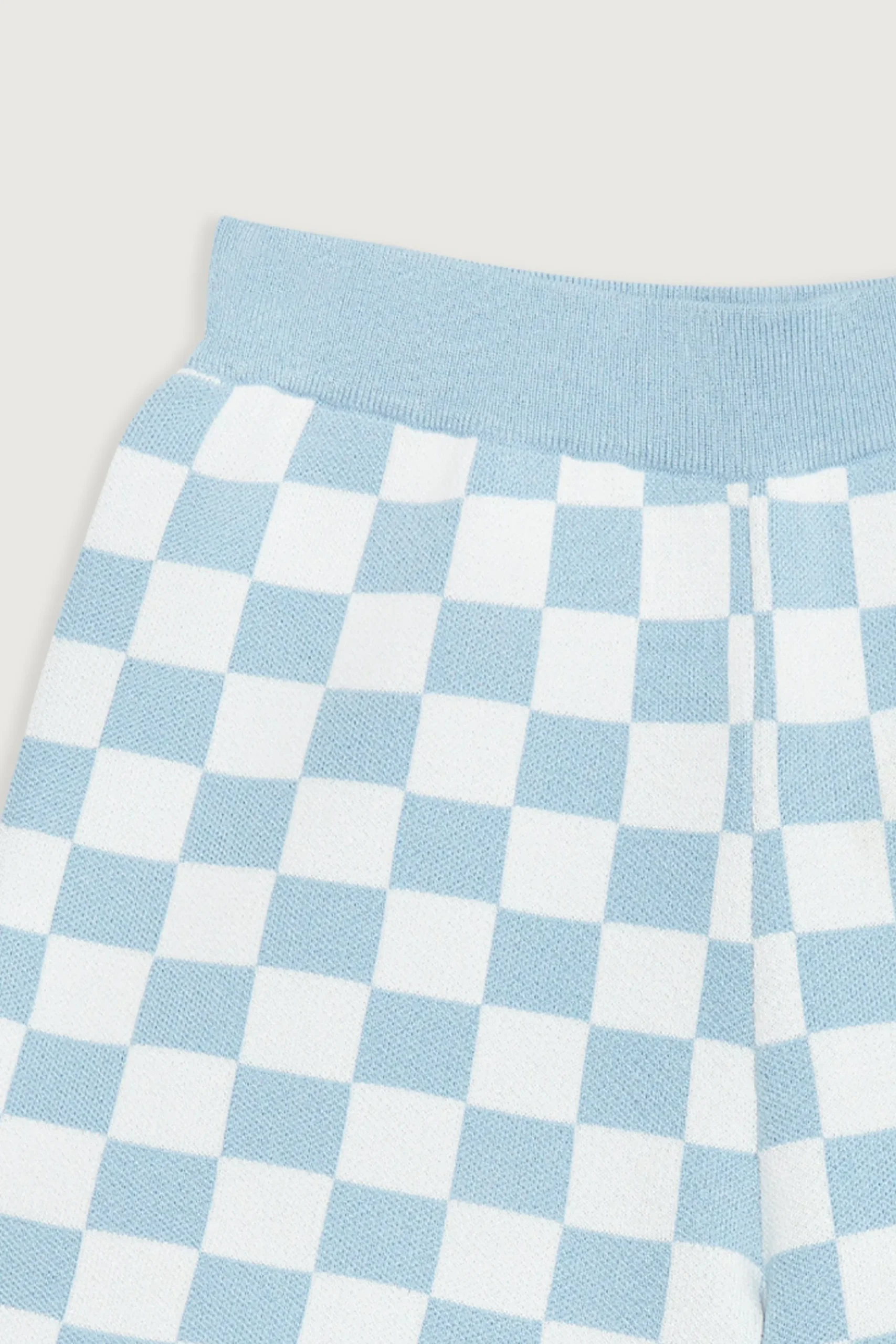 CHECKERED KNIT SHORT