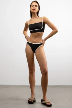 CONTRAST DETAIL LOW-RISE BIKINI BOTTOM