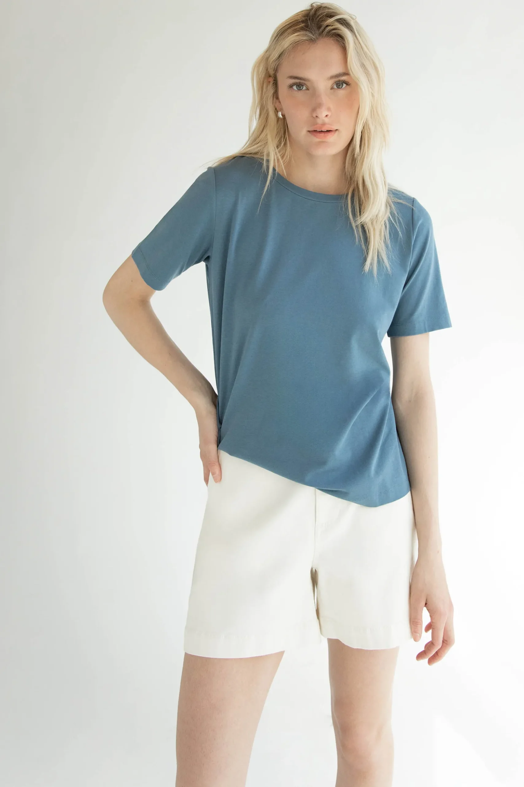 CORE T-SHIRT