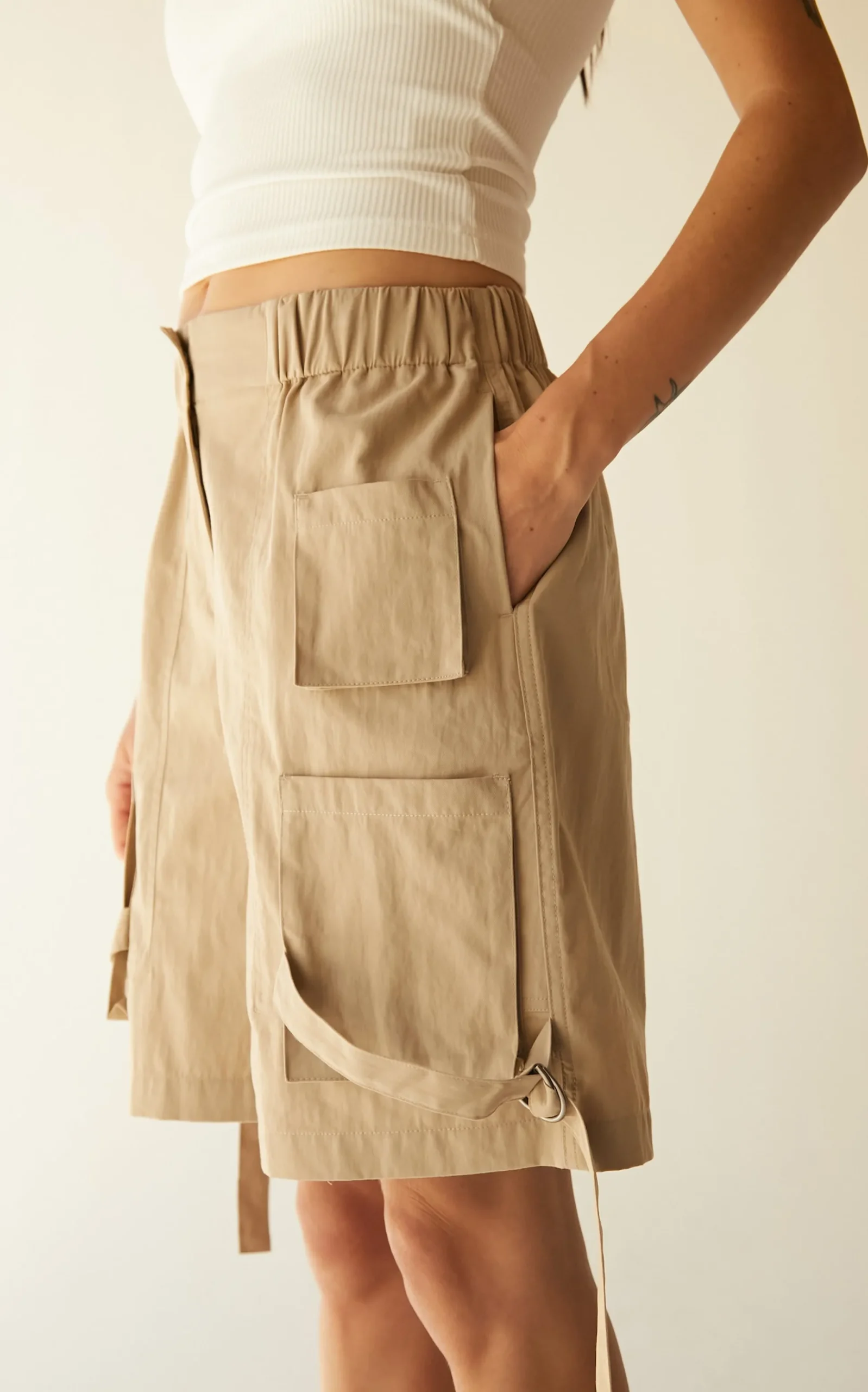 COTTON NYLON TWILL CARGO SHORT