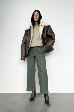 CROPPED LENGTH 26