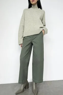 CROPPED LENGTH 26