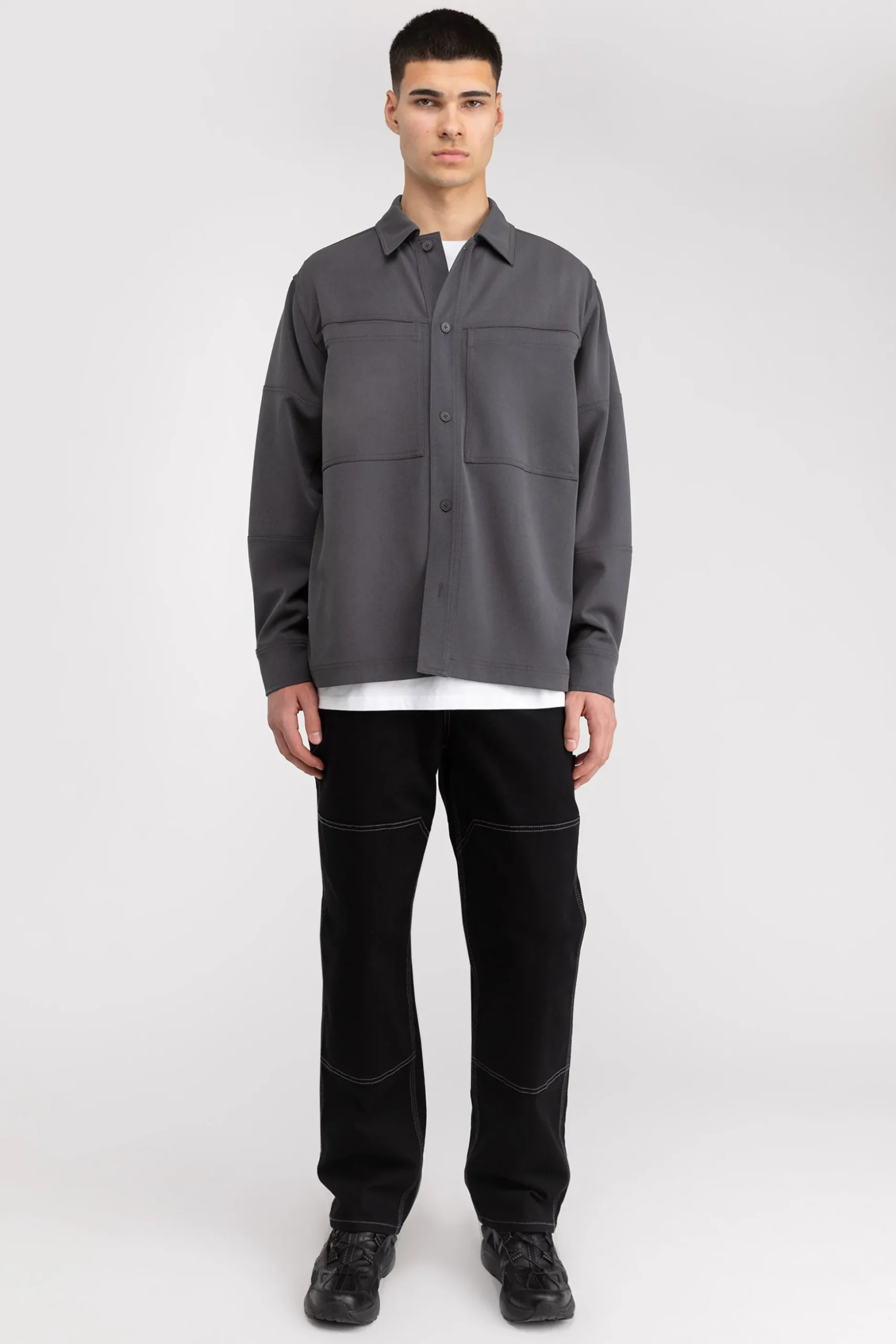 FRONT POCKET BUTTON UP SHIRT
