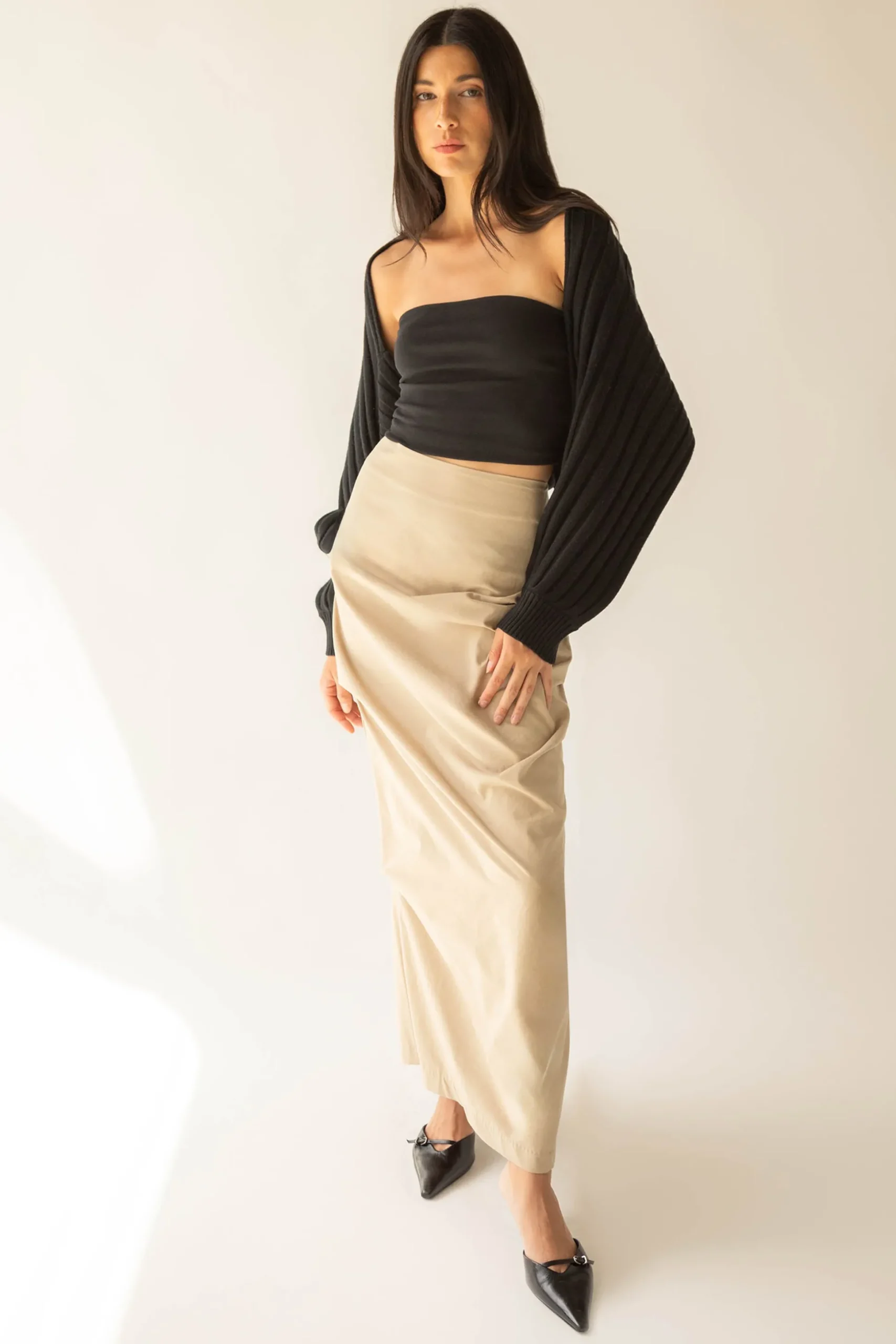 GATHERED DETAIL COLUMN MAXI SKIRT