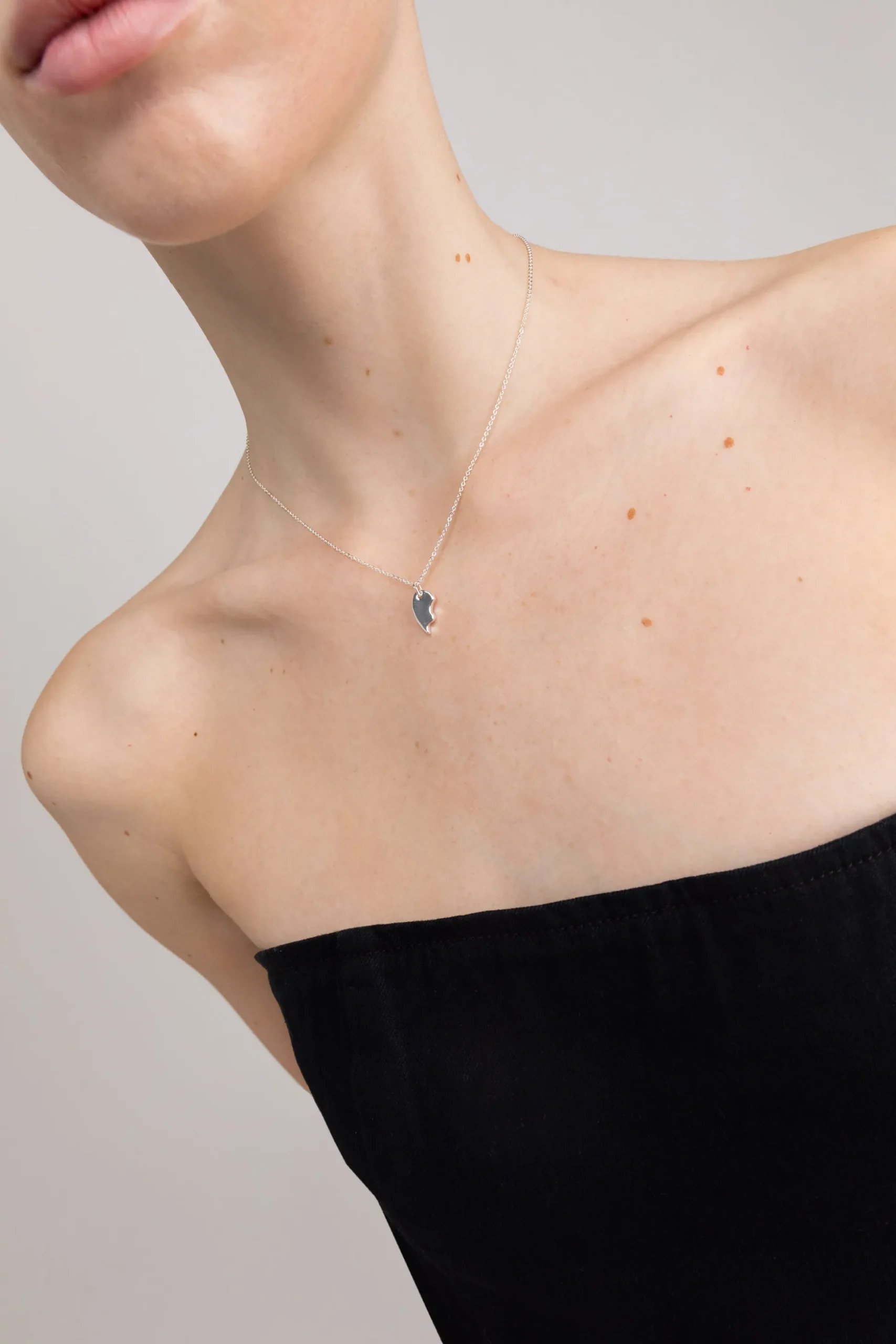 HALF HEART NECKLACE SET