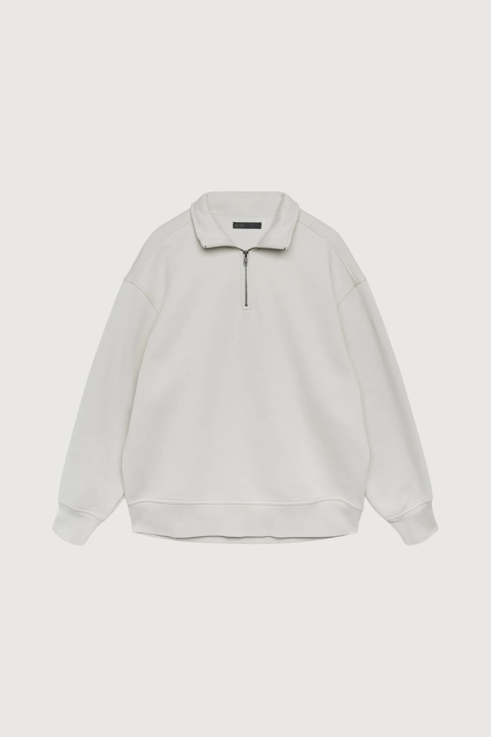 HALF-ZIP SWEATSHIRT