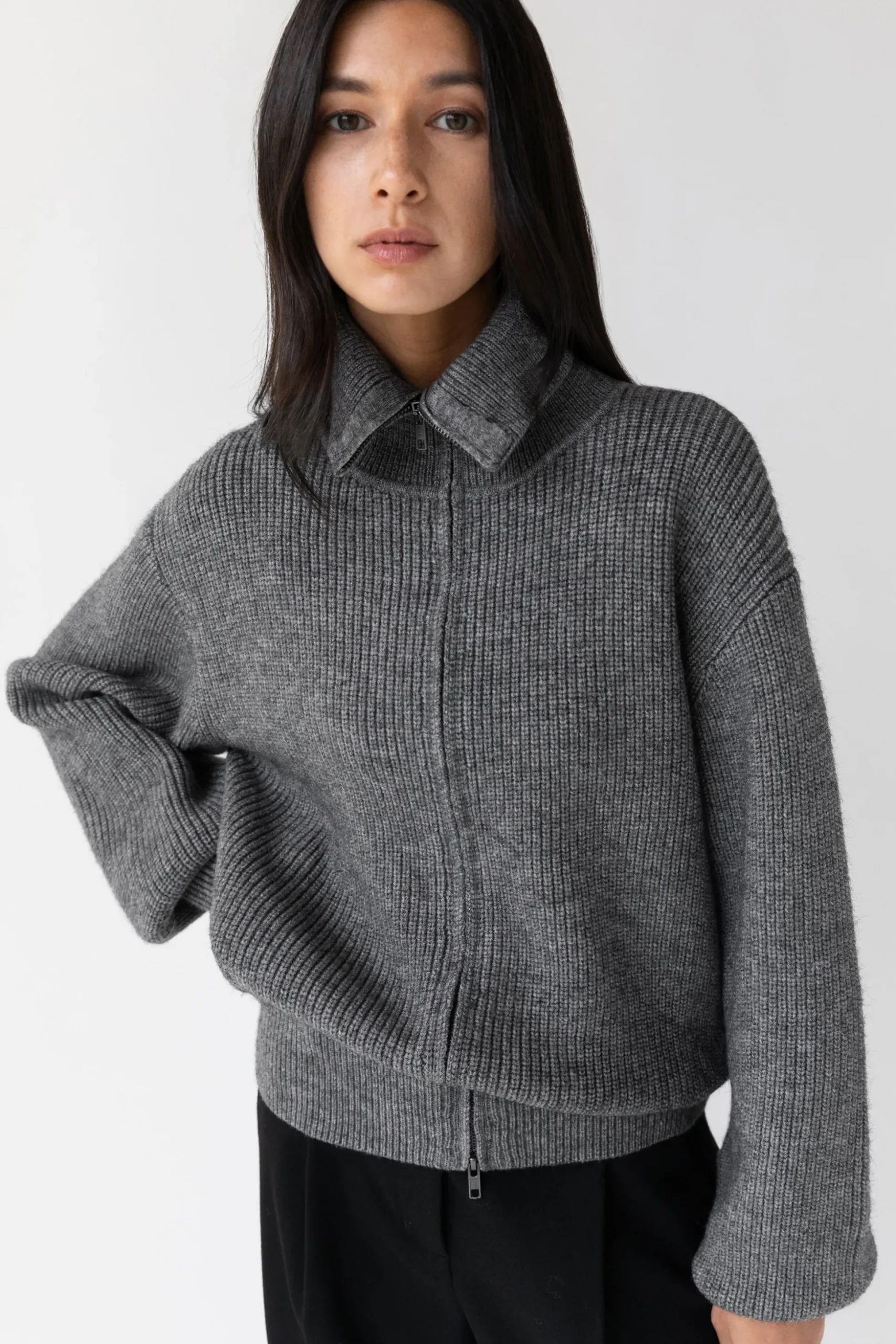 HIGH NECKLINE ZIP UP SWEATER