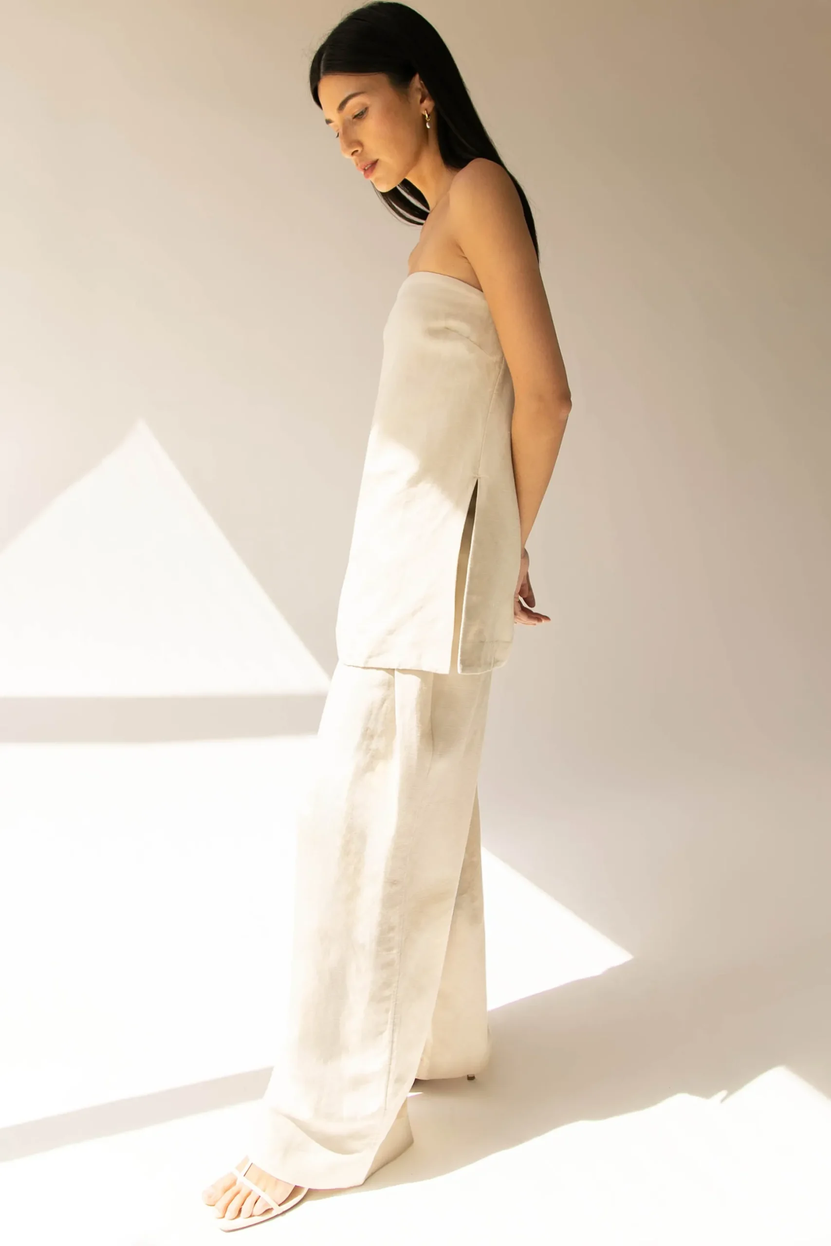 LINEN BLEND TUBE TOP