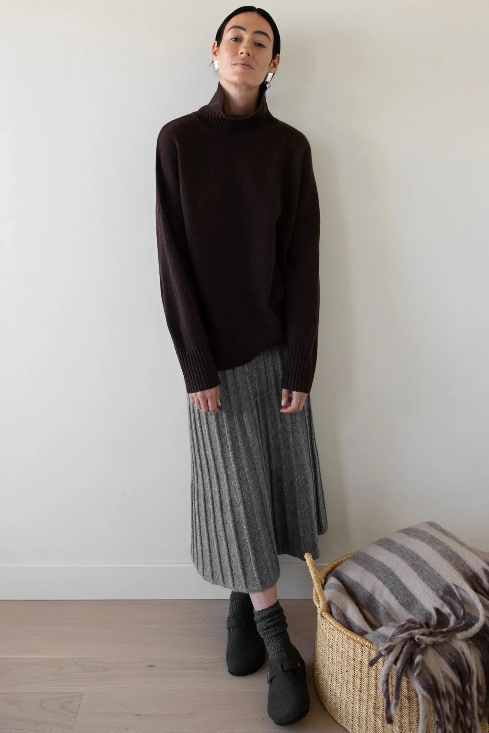 MIDI KNIT SWEATER SKIRT