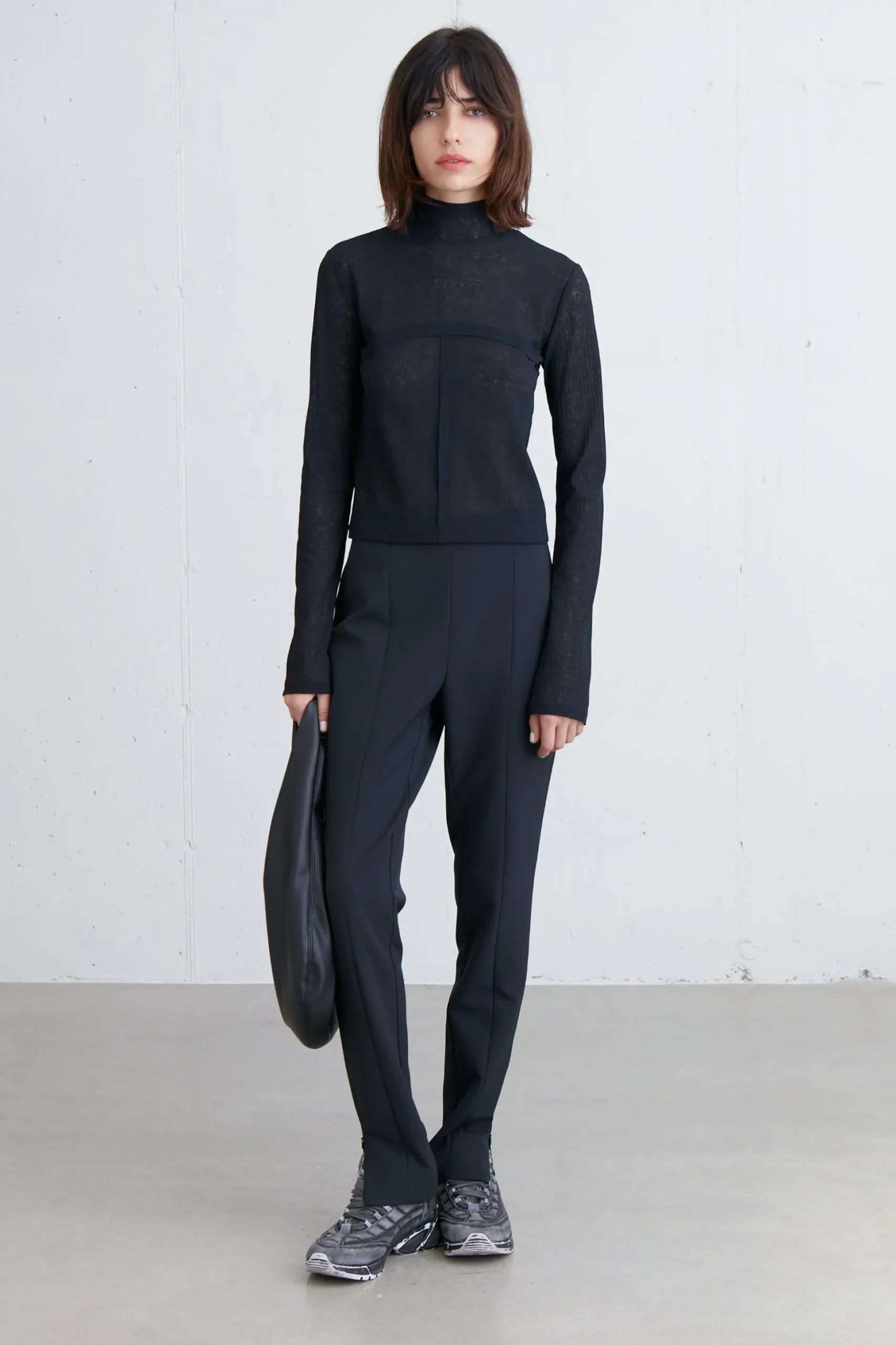 MOCKNECK TOP WITH SEAM DETAILS
