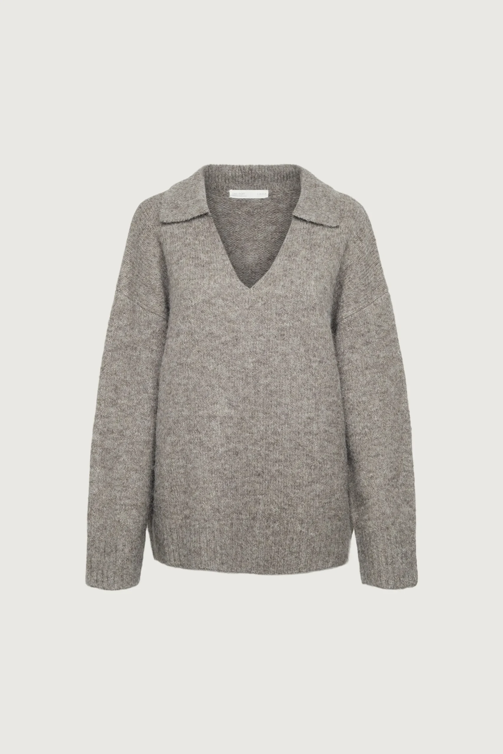 OVERSIZED COLLARED V-NECK SWEATER