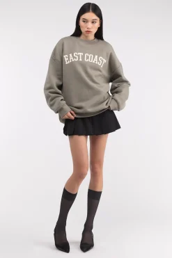 OVERSIZED GRAPHIC SWEATSHIRT