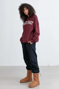 OVERSIZED GRAPHIC SWEATSHIRT