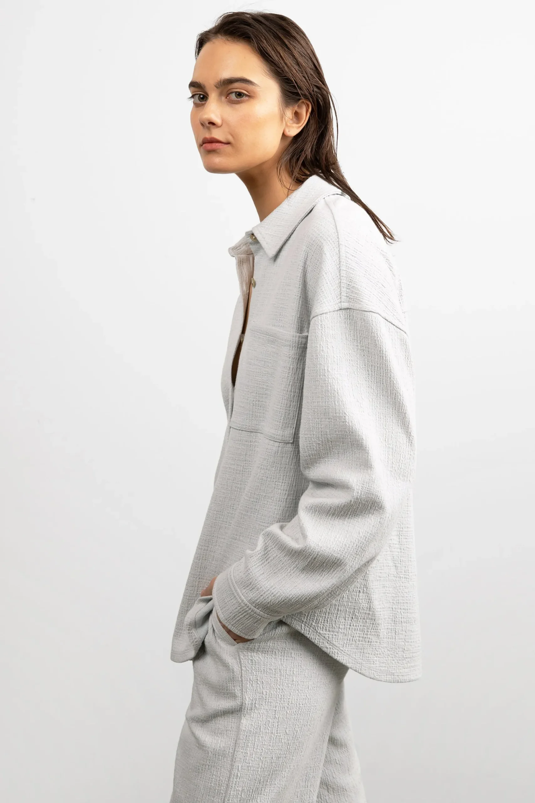 OVERSIZED KNIT SHIRT