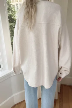 OVERSIZED KNIT SHIRT