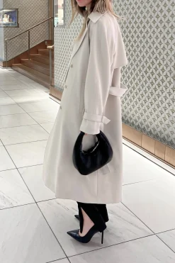 OVERSIZED TRENCH COAT