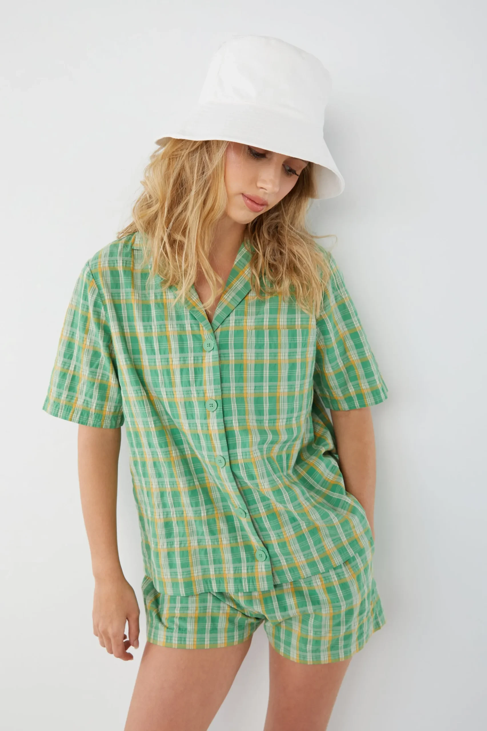 PLAID SHORT SLEEVE SHIRT