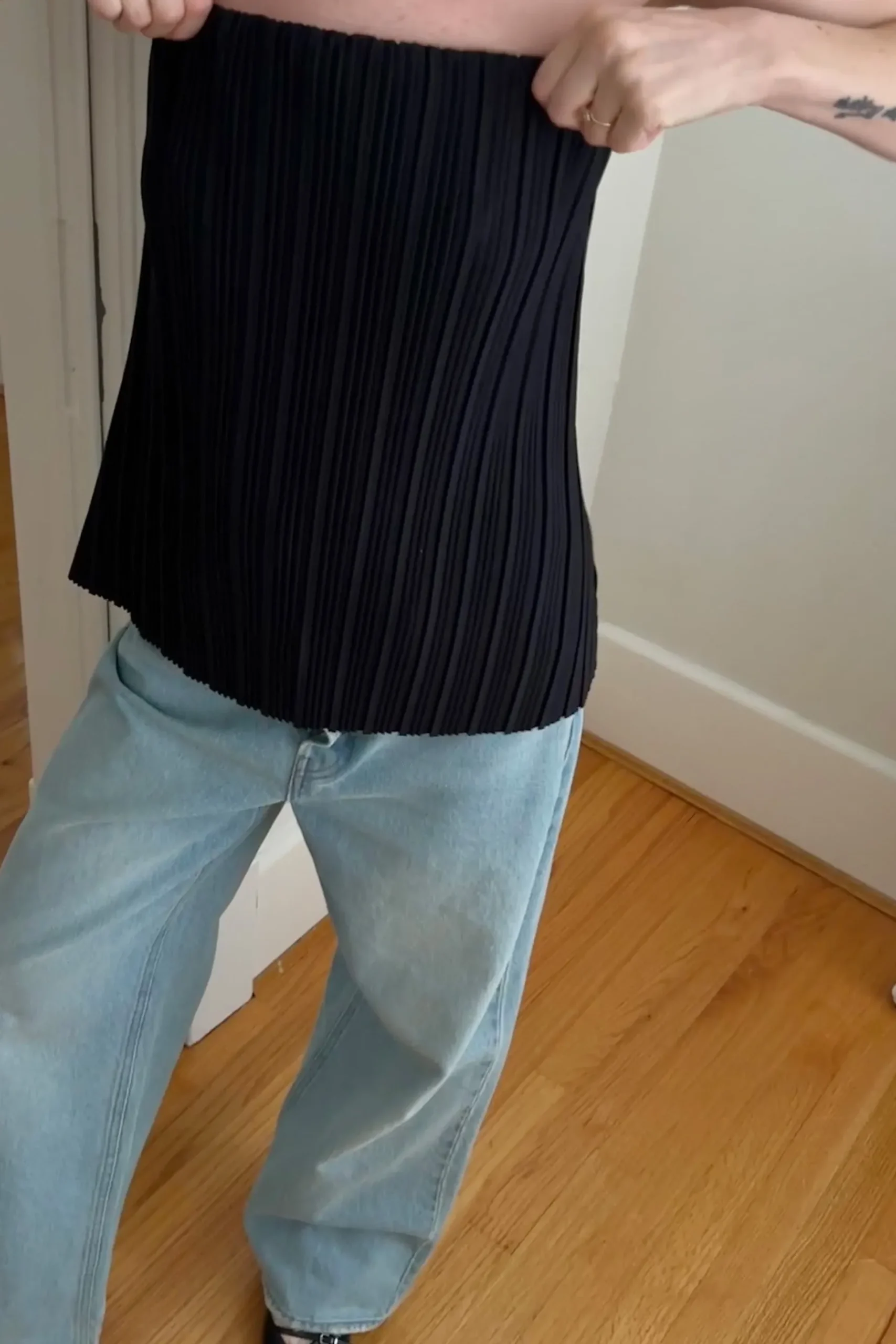 PLEATED TUBE TOP