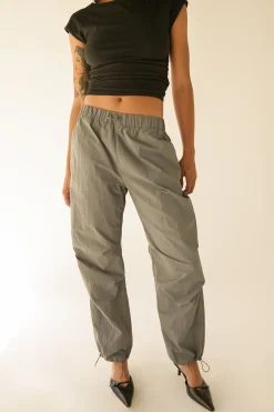 RECYCLED NYLON PARACHUTE PANT