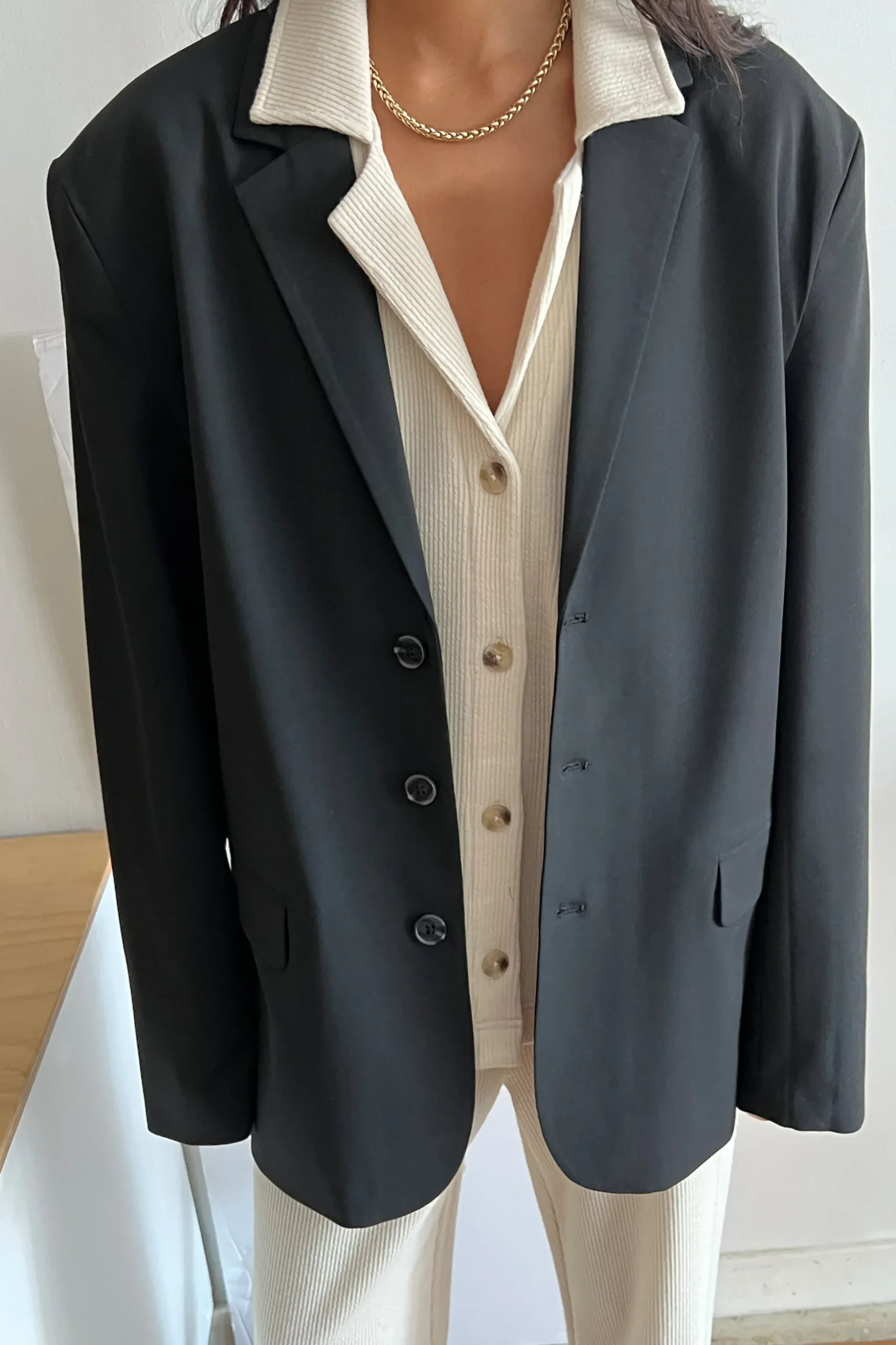 RIB-KNIT BUTTON UP TOP
