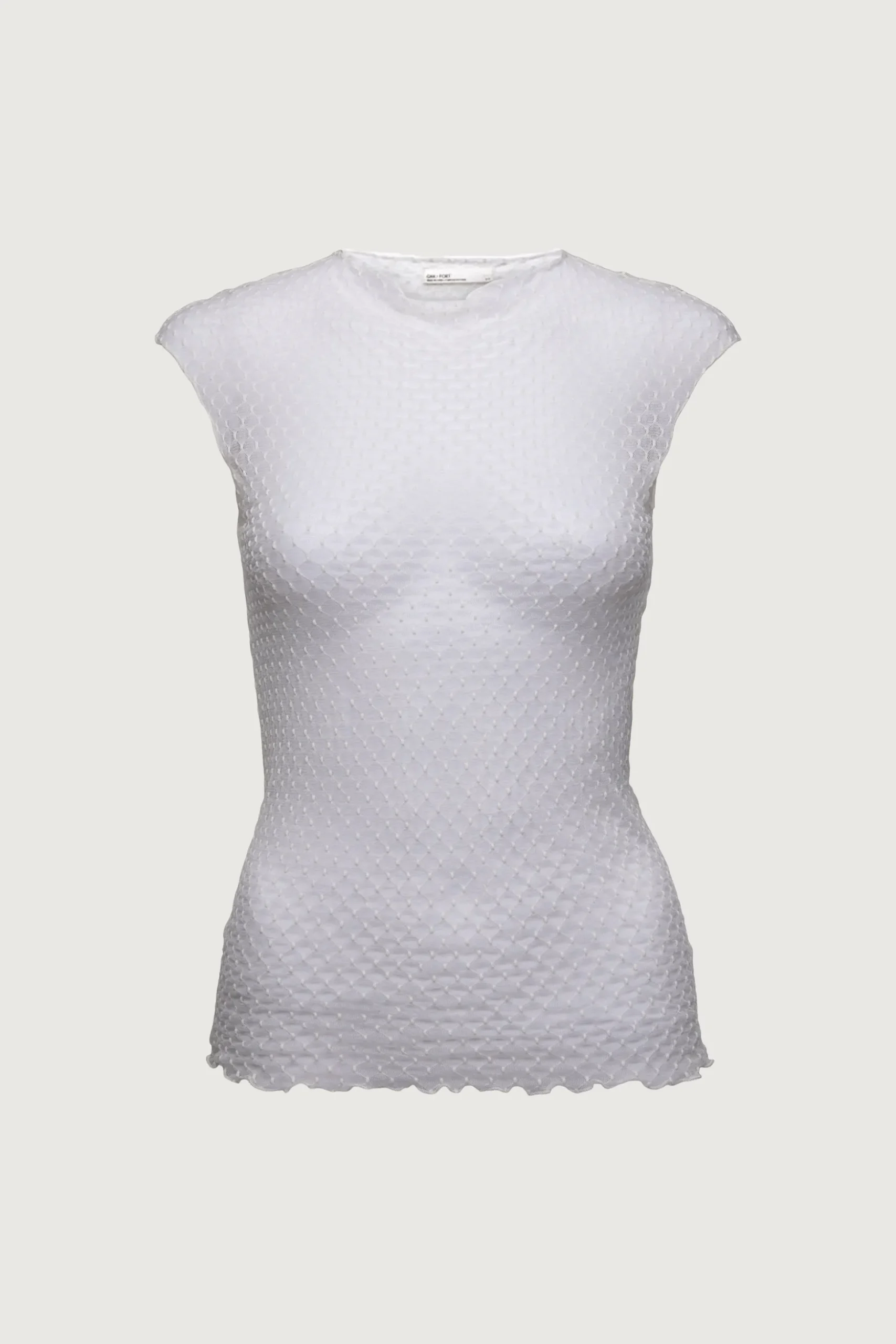 SLEEVELESS DOTTED MESH TOP