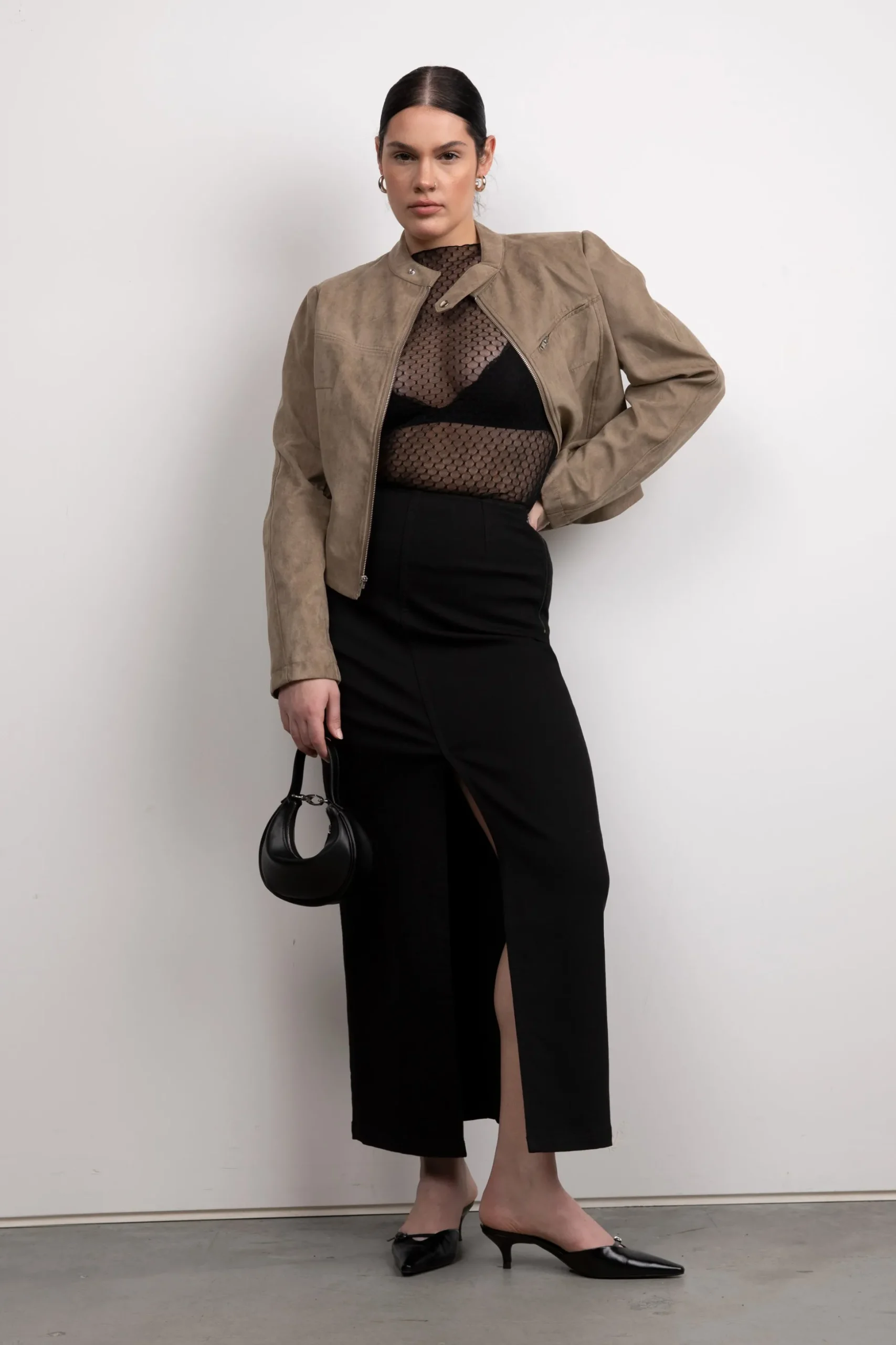 SLEEVELESS DOTTED MESH TOP