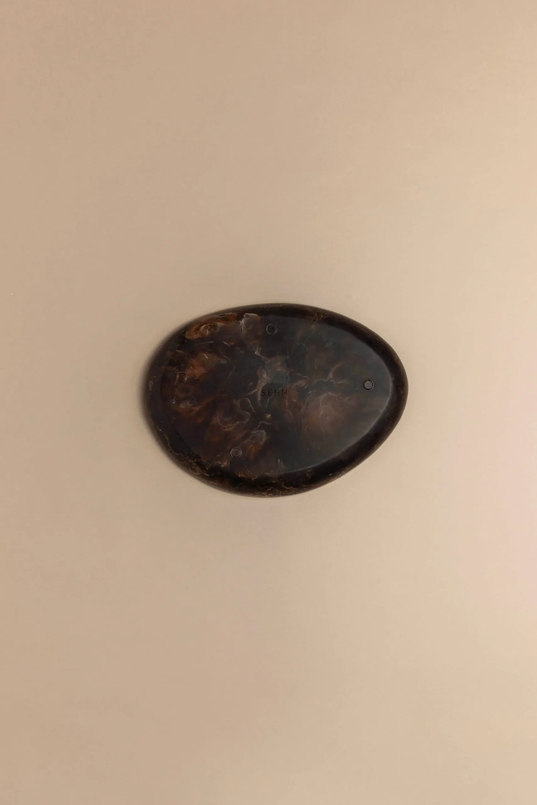 SMALL PEBBLE RESIN TRAY