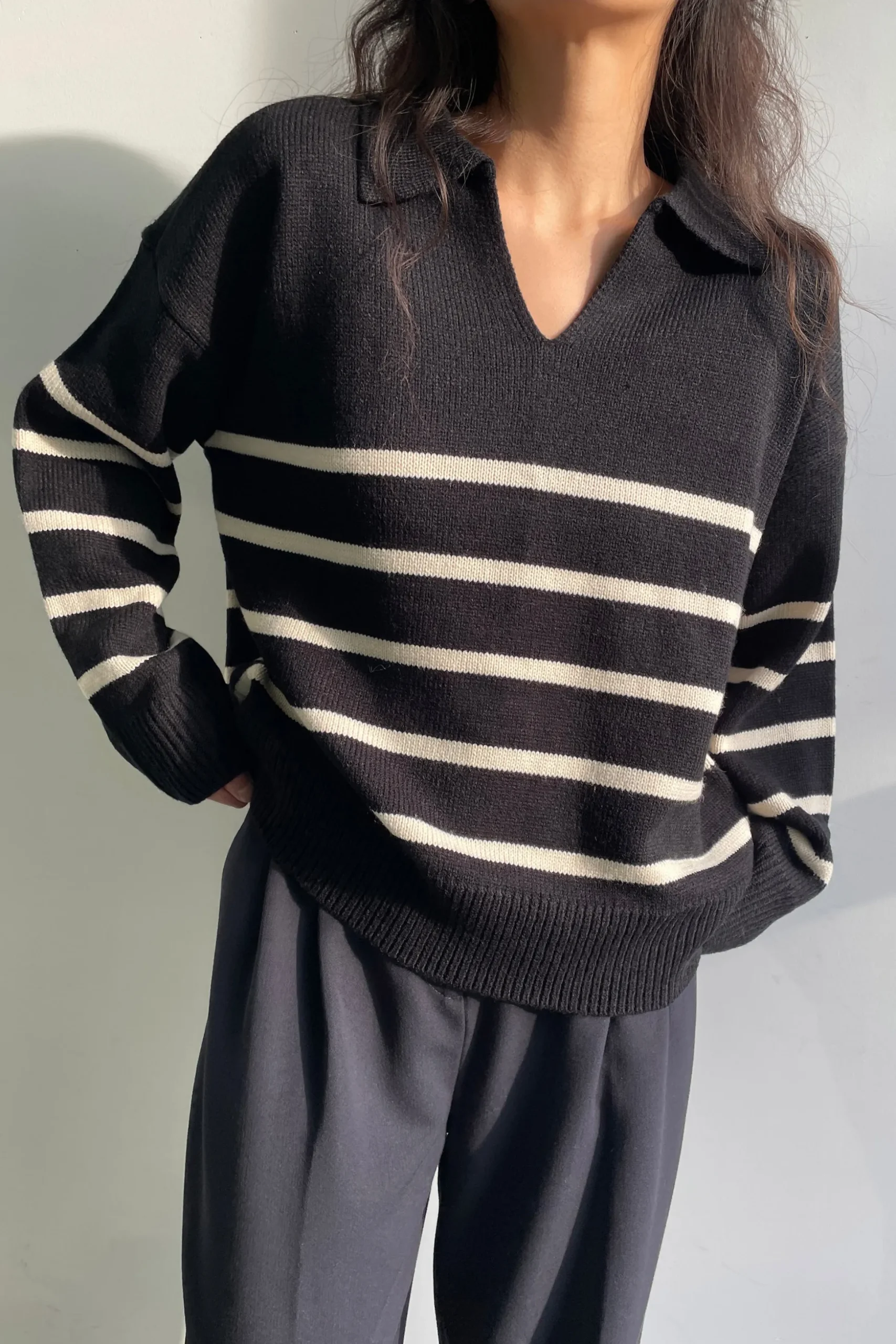 STRIPED COLLARED SWEATER