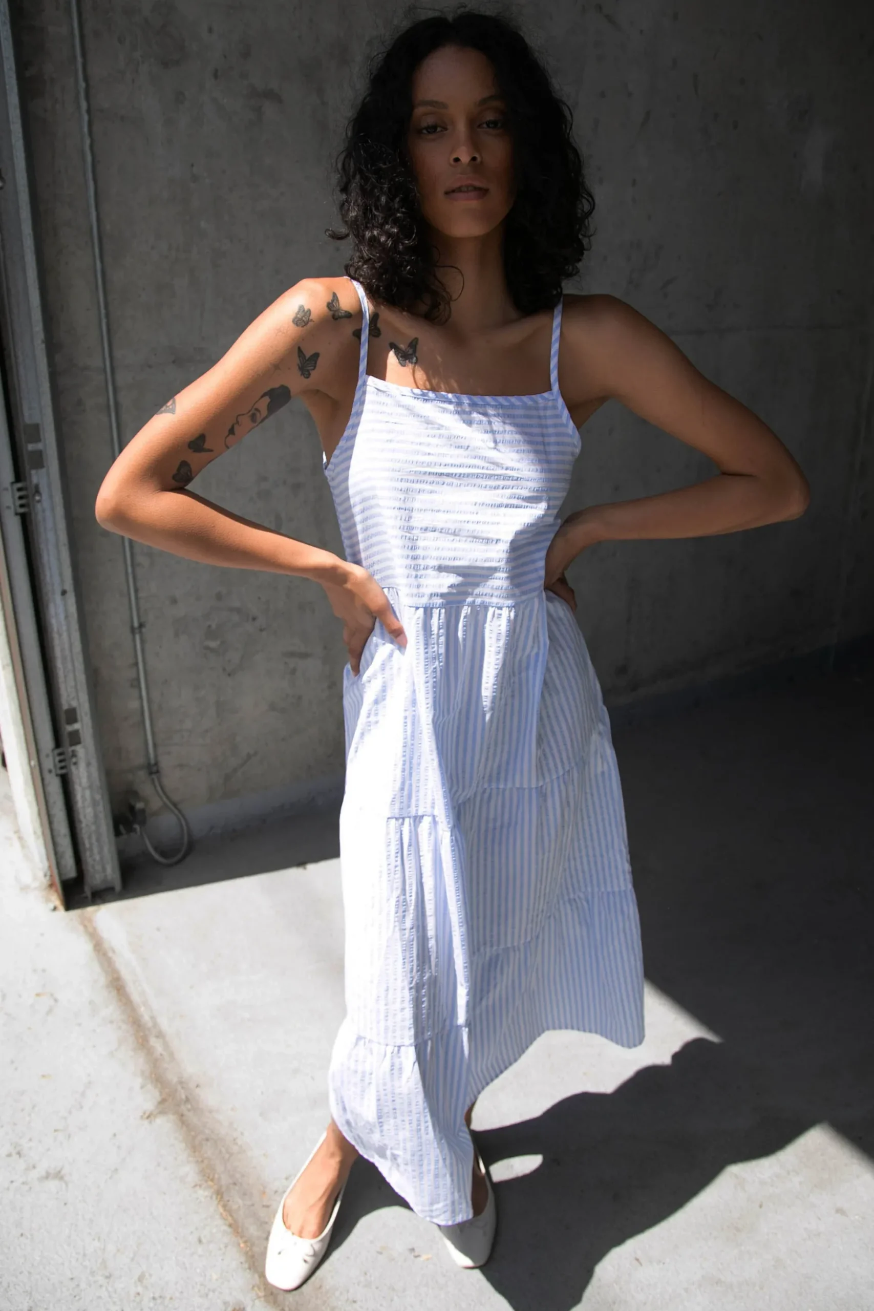 STRIPED TIERED MIDI DRESS