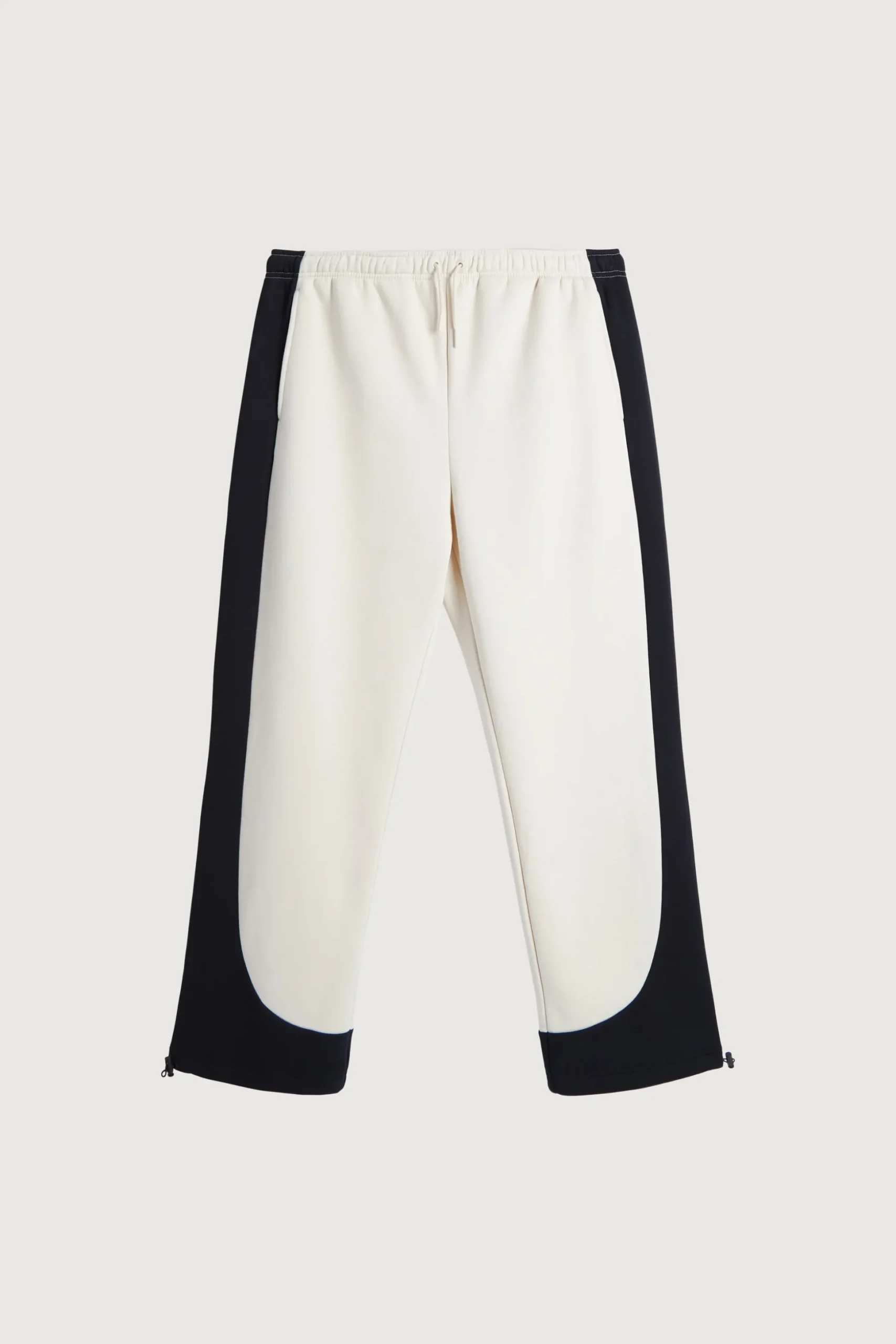 SWEATPANT WITH SEAM DETAIL