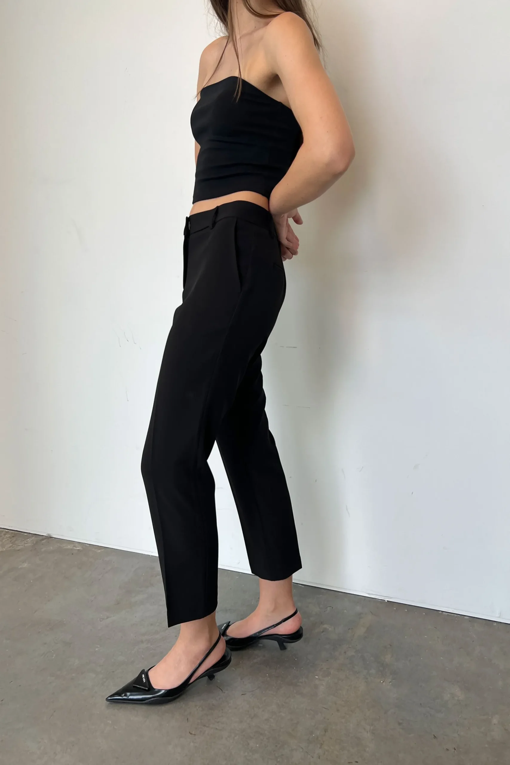 TAPERED TROUSER