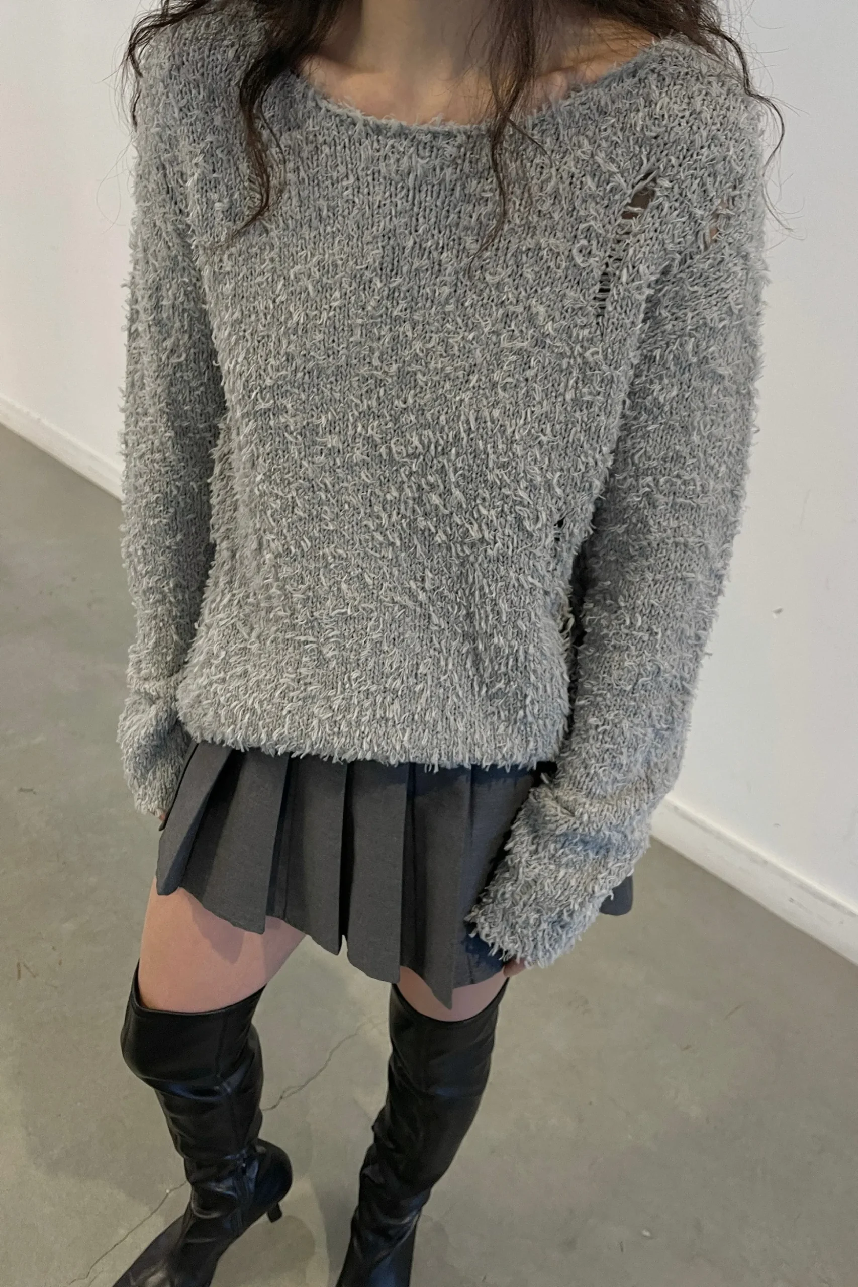 TEXTURED DISTRESSED SWEATER