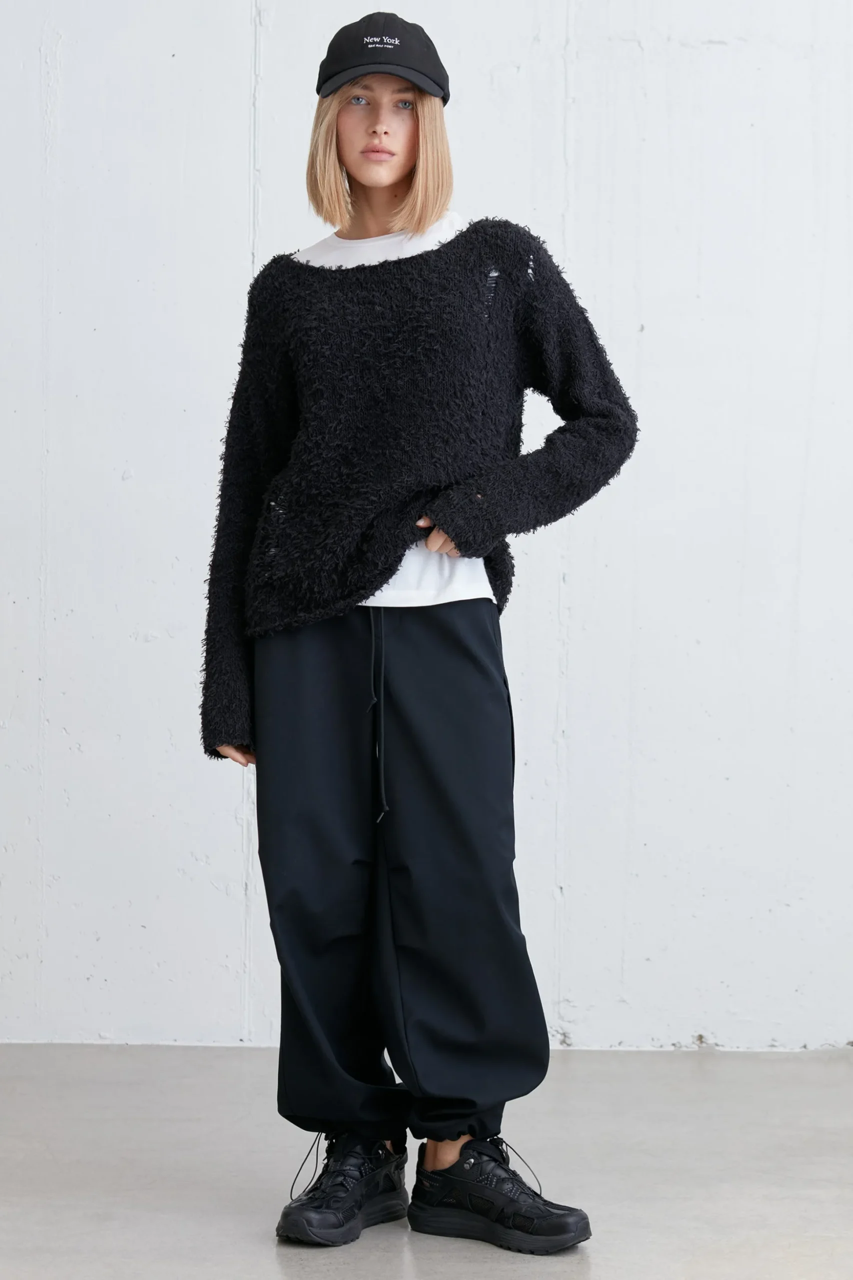 TEXTURED DISTRESSED SWEATER