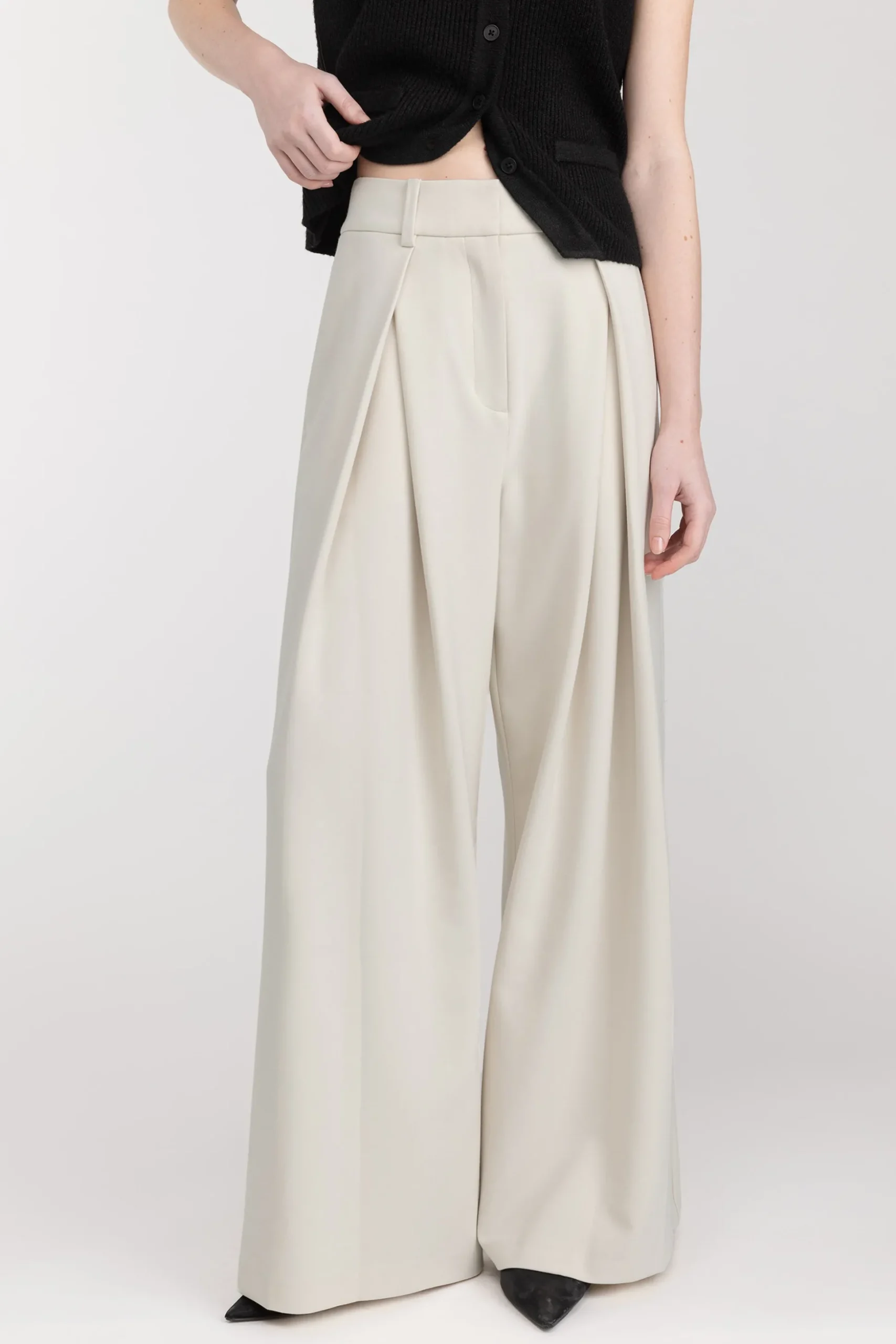 WIDE LEG PANT WITH FRONT PLEAT